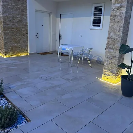 Villa Le Dimore Airport Luxury